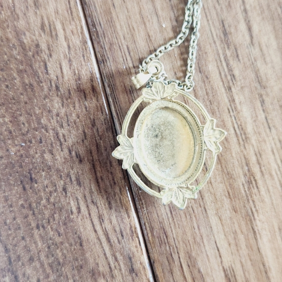 Vintage necklace purple/blue and gold tone pendant with earring set - Picture 4 of 5